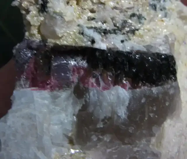 0.454 KILO TOURMALINE SPECIMEN MS1978