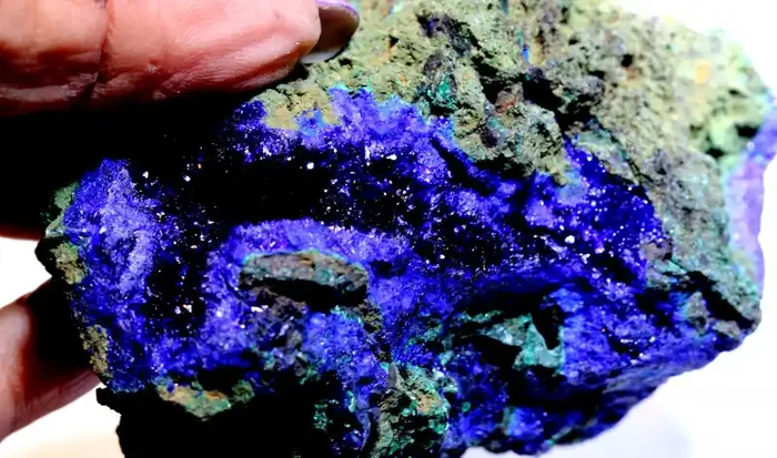 1173.7-CTS AZURITE MALACHITE SPECIMEN -LAOS RG-4378