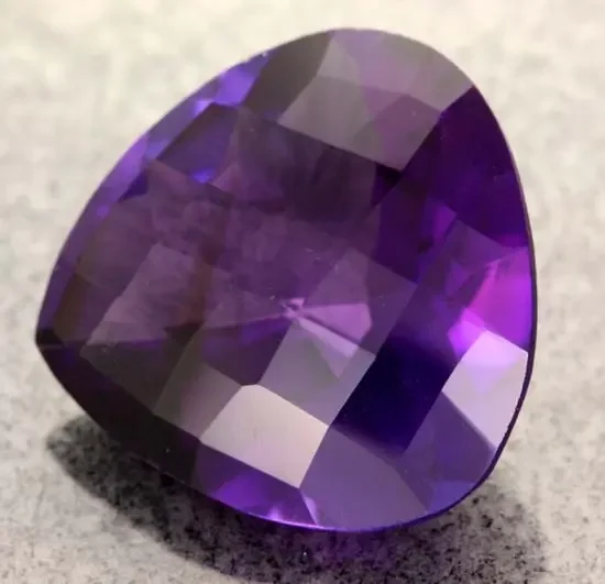18.80 CTS VS RICH DARK AMETHYST STONE WELL CUT [S6451]