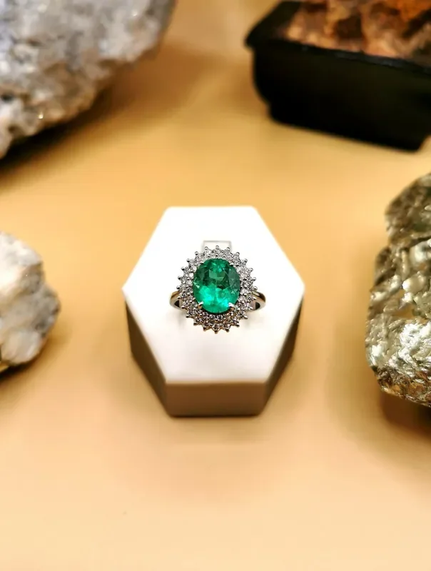 2,82ct 7/23 Colombian Emerald 18k Solid Gold Ring colombian emerald