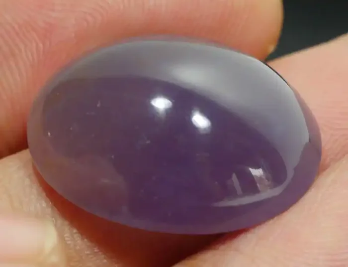 20.95 CRT NATURAL INDONEISAN PURPLE CHALCEDONY AA GRADE-H29-