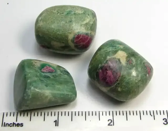 365 CTS THREE POLISHED CHUNKS GG 338