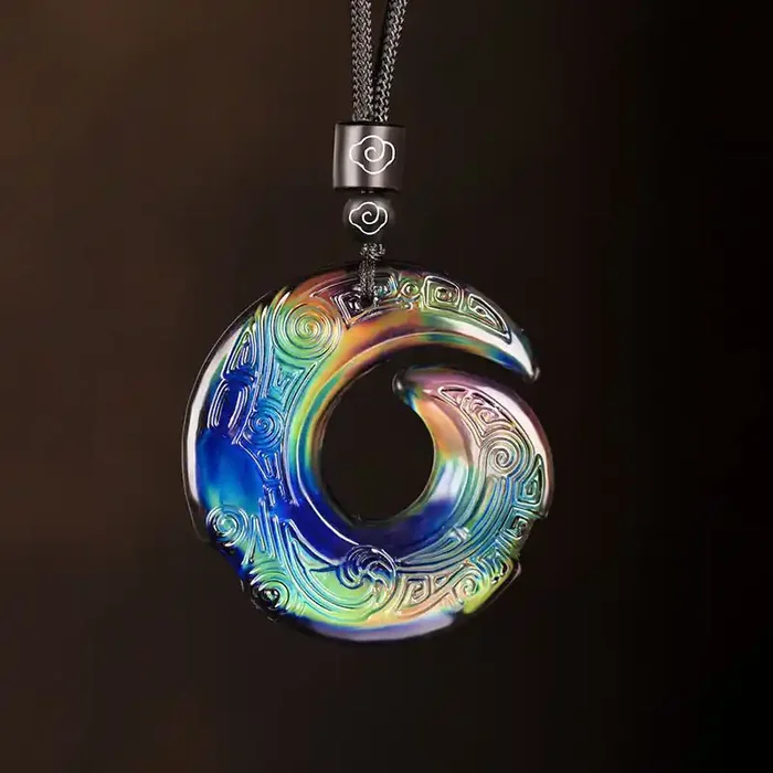 Color-Changing One‘s Luck Improves Design Pattern Liuli Crystal Necklace Pendant