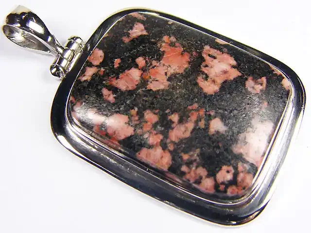 LARGE STUNNING FOCAL JASPER PENDANT 102 CTS GGR 125