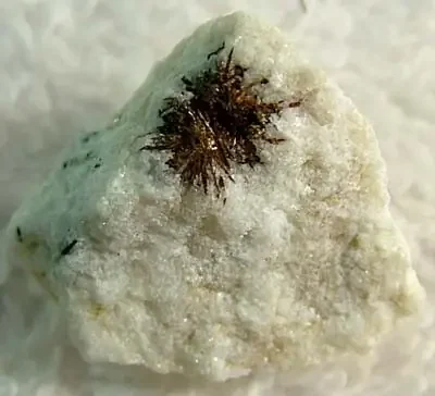 (MGW) ASTROPHYLLITE SPECIMEN IN MATRIX 15 CTS FP 416
