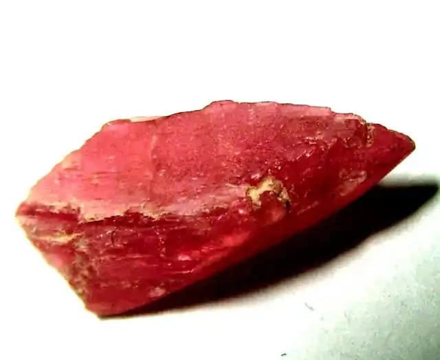RHODONITE ROUGH REDDISH PINK 6.9 CTS SG-59