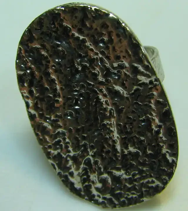 TRIBAL DESIGN SILVER RING WITH ADJUSTABLE BAND