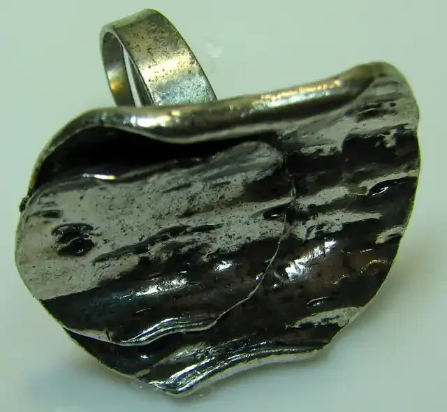 TRIBAL DESIGN SILVER RING WITH ADJUSTABLE BAND