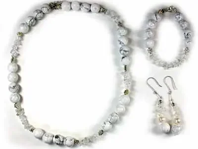 WHITE HOWLITE AND QUARTZ CRYSTAL WITH SOUTH SEA PEARLS GEMSTONE BEADS 4PC S