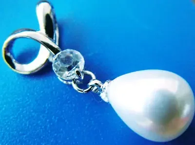 WHITE PEARL PENDANT 14 X 10 MM 16 CTS [PF702]